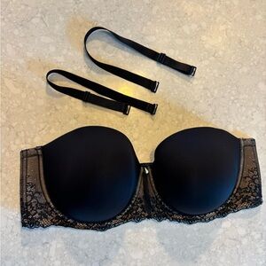 Torrid New Strapless Convertible Underwire Black Lace Bra - Teardrop Jewel NWOT
